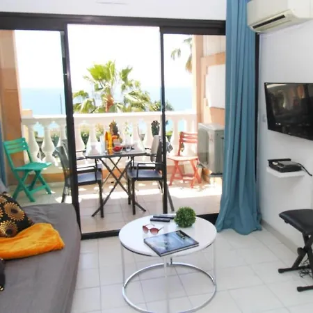 Azur 423 Yourhosthelper * Cannes